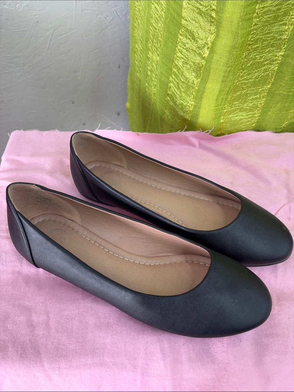 Classic Women's Black Ballet Flats - Comfortable Everyday Shoes